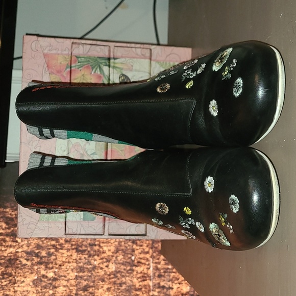 Fendi Leather Printed Chelsea Boots Black - Picture 3 of 7